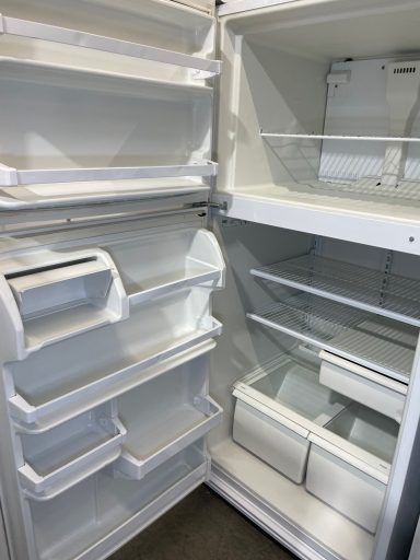 30" Roper Top Freezer Fridge