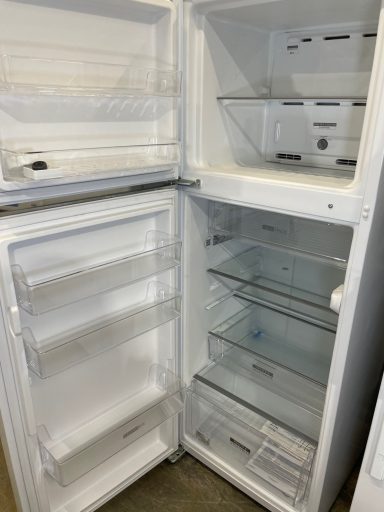 24" Whirlpool Top Freezer Fridge